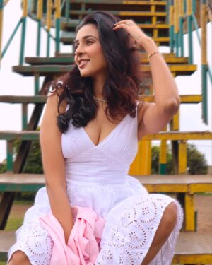 Riya Suman Instagram - Kodaikanal: the Princess of Hills🤌♥️