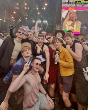 Riyadh Khalaf Instagram - What a weekend, what a bunch of legends! We danced, we didn’t eat enough and we stayed up too late.. would it be any other way during @mightyhoopla weekend? Thanks for having me @moetchandon! The gorg bodysuit is from queer Irish designer @yerwonlondon 🖤