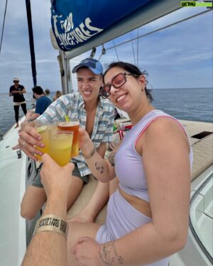 Riyadh Khalaf Instagram - A day at sea in the beautiful Los Cabos. What’s wild is seeing the exact same species of marine fish that I used to keep/breed but in their natural environment.. Damselfish, Tangs, Wrasses, pufferfish. I’m mind-blown by the natural beauty of this place 🌊🐠🇲🇽 @loscabostourism @palmpublicrelations #prtrip