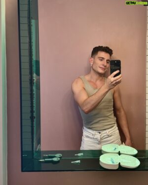 Riyadh Khalaf Instagram - Not the duckling update many were asking for, but it’s on the way (today or tomo, promise!). Apologies to the friend whose dental retainer made it into this pic. Love you and you shall remain nameless my straight toothed hun❤️🦷 Happy Sunday gang! X