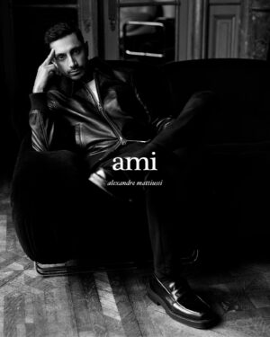Riz Ahmed Instagram - Honestly loved working with @AlexandreMattiussi9 and the whole @AmiParis team - good vibes, genuine people. ❤️
#AmiParis #Ad #AmiFW22

📷 = @alasdairmclellan