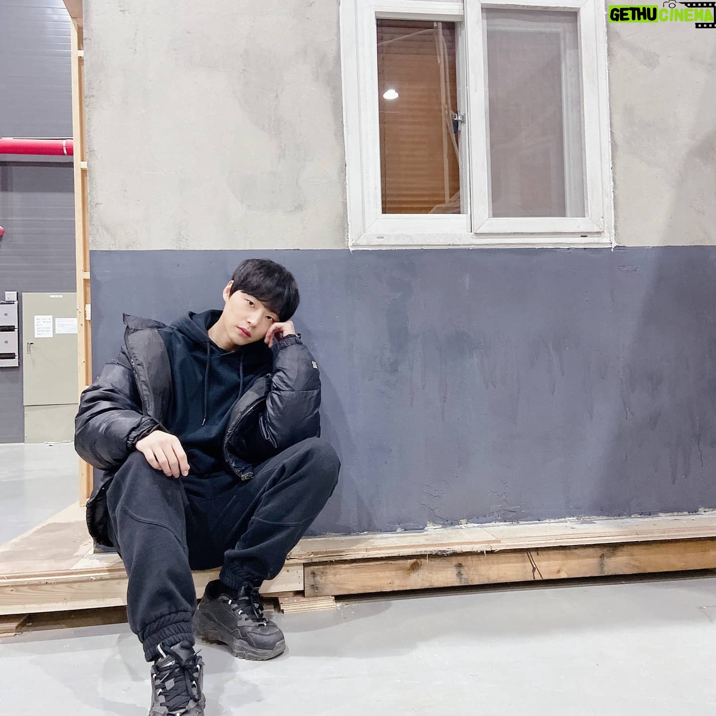 Ro Jong-hyun - 34.2K Likes - 사진연습
.
.
.
#사진
#연습
#일상