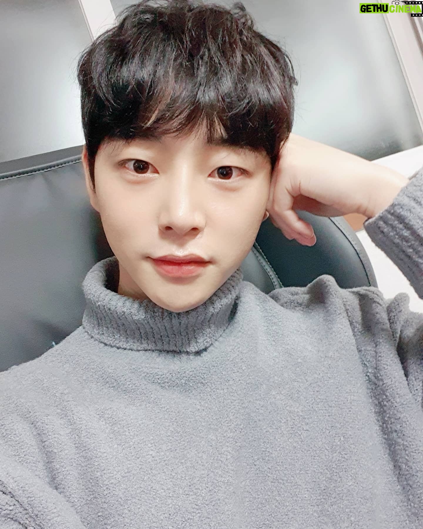 Ro Jong-hyun - 38.1K Likes - 겨울 ❤
.
.
.
#셀카
#연습