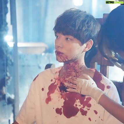 Ro Jong-hyun - 90.2K Likes - 너무 행복했습니다..
.
.
.
.
#타인은지옥이다
#사랑합니다
#❤️ #vibeactors