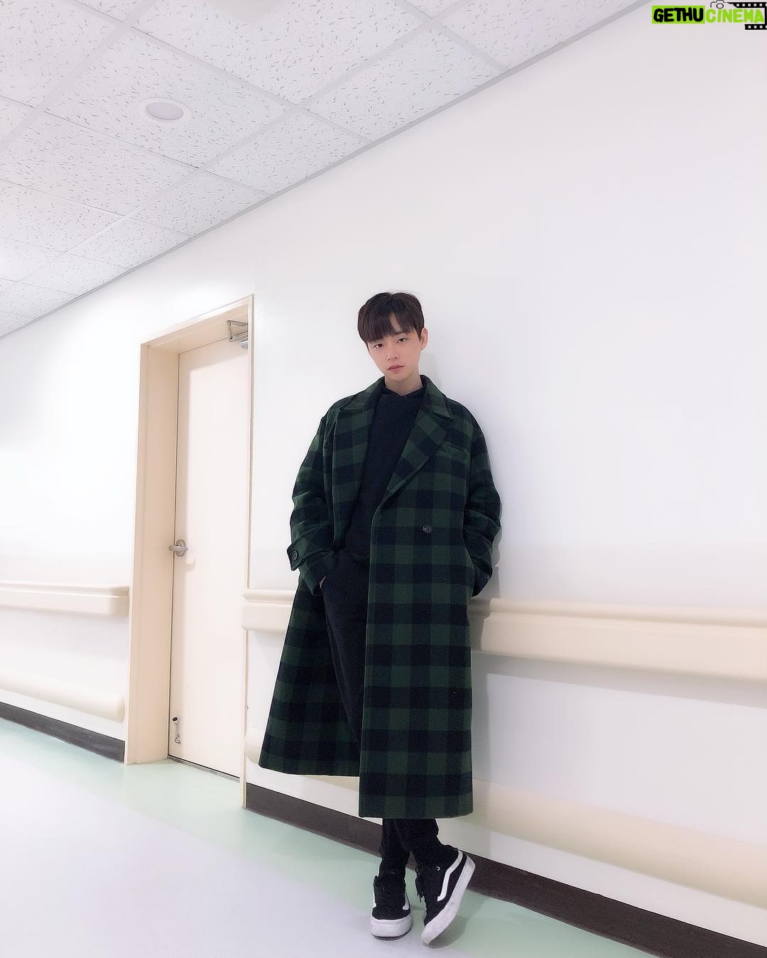 Ro Jong-hyun - 10.7K Likes - by 태욱이형
.
.
.
.
.
#인스타그램
#셀스타그램
#사진 #by . 태욱이형
#tvn
#드라마
#사이코메트리그녀석