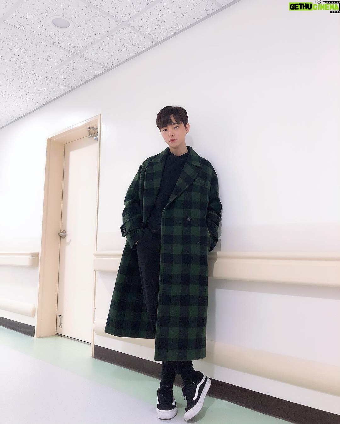 Ro Jong-hyun - 10.7K Likes - by 태욱이형
.
.
.
.
.
#인스타그램
#셀스타그램
#사진 #by . 태욱이형
#tvn
#드라마
#사이코메트리그녀석