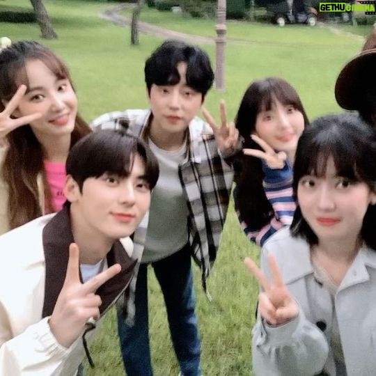 Ro Jong-hyun - 59.9K Likes - ㅎㅎ
.
.
.
#라이브온
#정다빈 #황민현
#연우 #노종현
#양혜지 #최병찬
#❤️