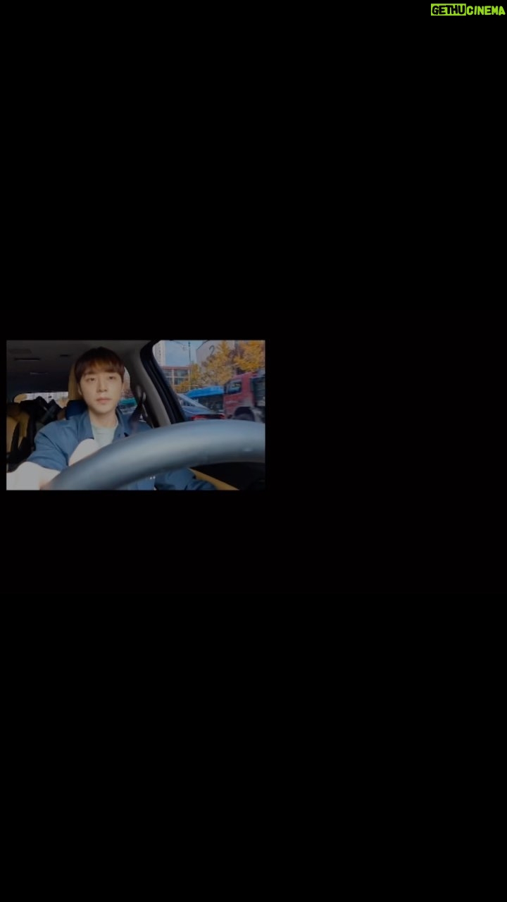 Ro Jong-hyun - 10.7K Likes - ro0116, 유튜브 브이로그 시작❤️
YouTube Vlog start ❤️