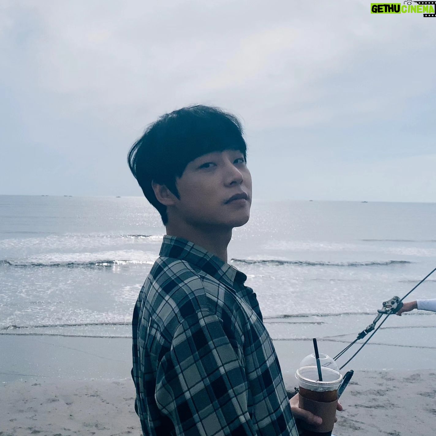 Ro Jong-hyun - 75.6K Likes - begins≠youth
.
.
.
#beginsyouth
#비긴즈유스
#xclusive