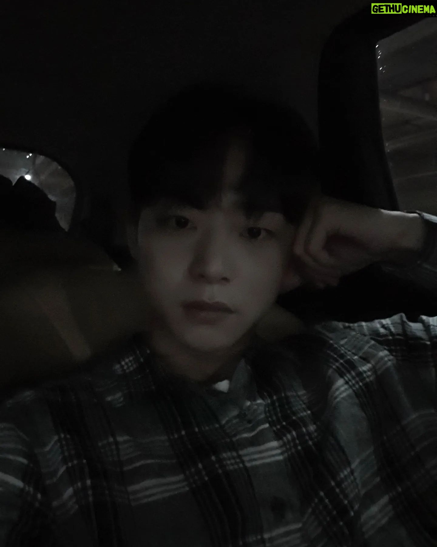 Ro Jong-hyun - 11.5K Likes - ♡
.
.
.
.
#셀카
#사진
#정리