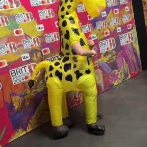 Rob Beckett Instagram - The Brits Live from the red carpet