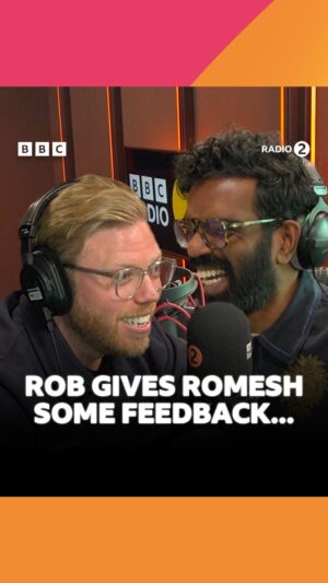 Rob Beckett Instagram - BANK! 🤣
 
Rob tried to give Romesh some feed-bank on his first Saturday show… 😂