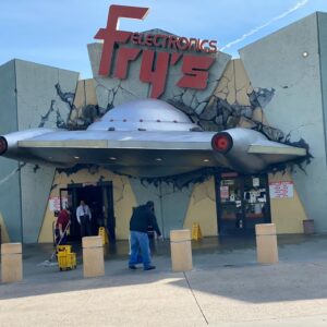 Rob Corddry Instagram - To all the crew members of the Unicorn who recommended going to Frys for Networking components... you’ve been in LA too long. You owe me 20 minutes and gas money.