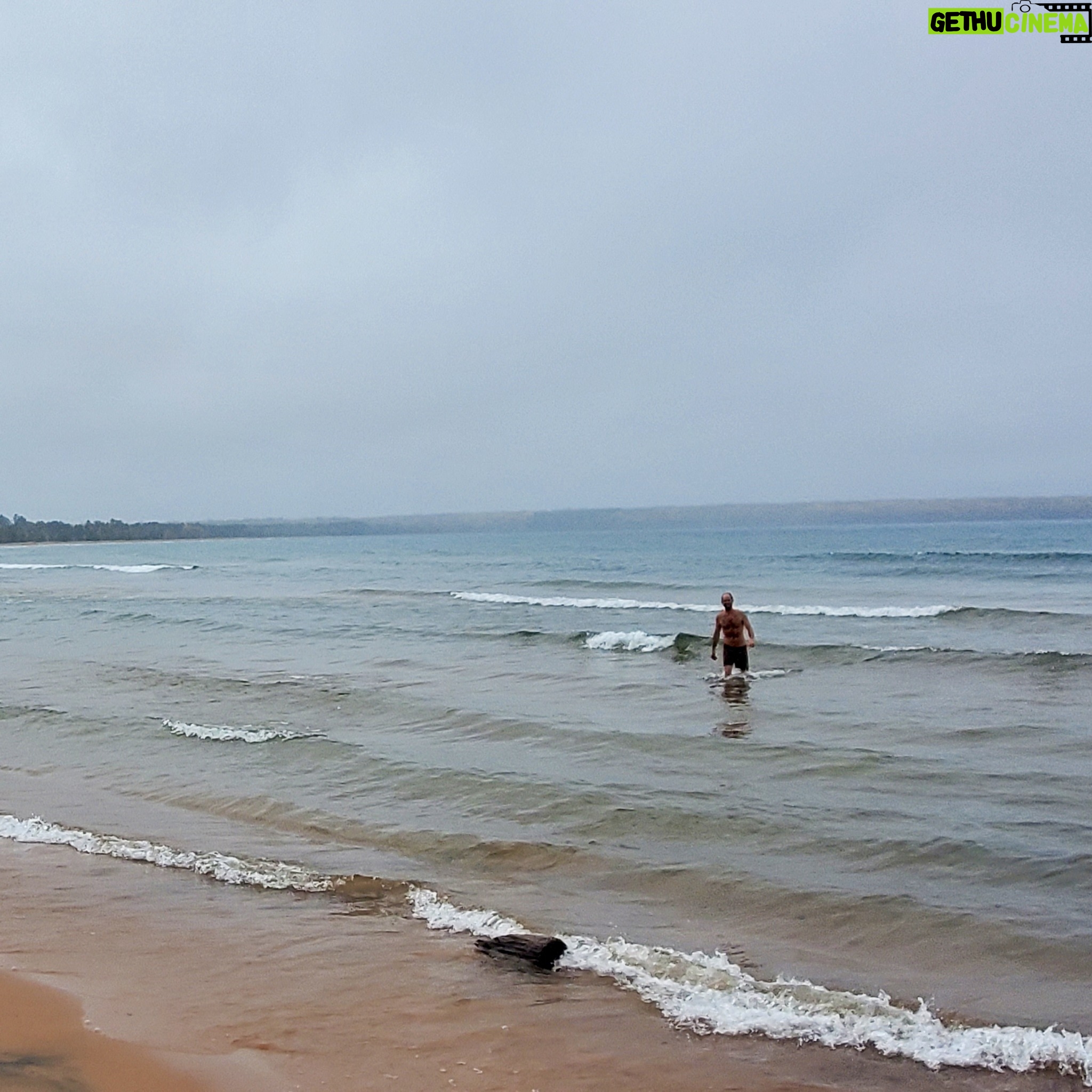 Rob Greenfield - 1K Likes - It is October 30th and it is now below freezing daily. The wanter temperature is a very brisk 52 degrees.
I am still swimming.
I am still foraging.
I am still barefoot.
I am grateful to experiencing the seasonal transition here on the shores of Lake Superior.
I am eating salmon from the lake almost daily, fresh fruits and veggies from the land and wild rice (Manoomin) from my labor this late summer and fall. I am drinking herbal and medicinal mushroom teas. I am taking saunas and taking care of my body.
Thank you to all who commented on my last post. I am very grateful for your support.
I’d like to share some insight for all who care about me.
Yes, I shared that “I’m trying really hard” and that “Every day is hard.”
No matter how clearly I write when I express challenges, many people assume that I am unhappy or unwell.
I am simply sharing my struggles, like each and every one of us have.
I am simply being a real human being.
Overall I am very content. My basic needs are met. I am hopeful and excited for what is to come.
I am making substantial progress in my writing and my service and I feel inspired daily.
I am so grateful for everything that I have. I am in love with life!
I love you all very much,
Robin