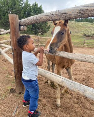 Robbie Jones Instagram - ❤️🐎❤️