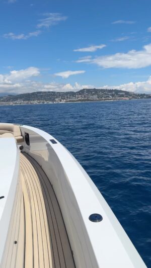 Robert Geiss Instagram - Heute mal einen Ausflug nach Cannes zum Mittagessen. Ich wünsche euch einen wunderschönen Tag.