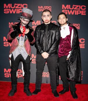 Robert Ochoa Instagram - Halloween brought out the vampires, Bonnie, & Clyde… 🩸🦇🎃