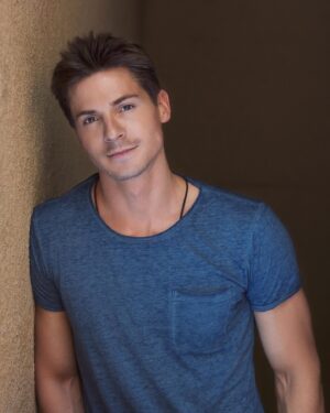 Robert Palmer Watkins Instagram - Time flies #2015 📸 @phillipagarcia