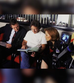 Robert Patrick Instagram - I love and miss my X-Files family. So grateful to Chris Carter that he gave me the opportunity to play such a well written leading man. The cast was incredibly talented and so supportive. Just an epic time in my life. 

#thexfiles #thetruthisoutthere #johndoggett