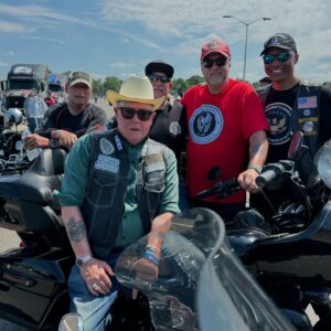 Robert Patrick Instagram - We will remember our fallen service members with pride this weekend. I hope you have a memorable Memorial Day🇺🇸

#RollingToRemember #RideForAmerica 

#rtr2024 #rollingthunder #honorthefallen #memorialday2024 #documentary #harleydavidson #bfmc