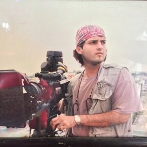 Robert Rodriguez Instagram - Throwback to '95 filming #Desperado #TBT