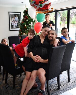 Robert Whittaker Instagram - Merry Christmas everyone and have a great holiday period ! Let’s rip in next year 👊🏽