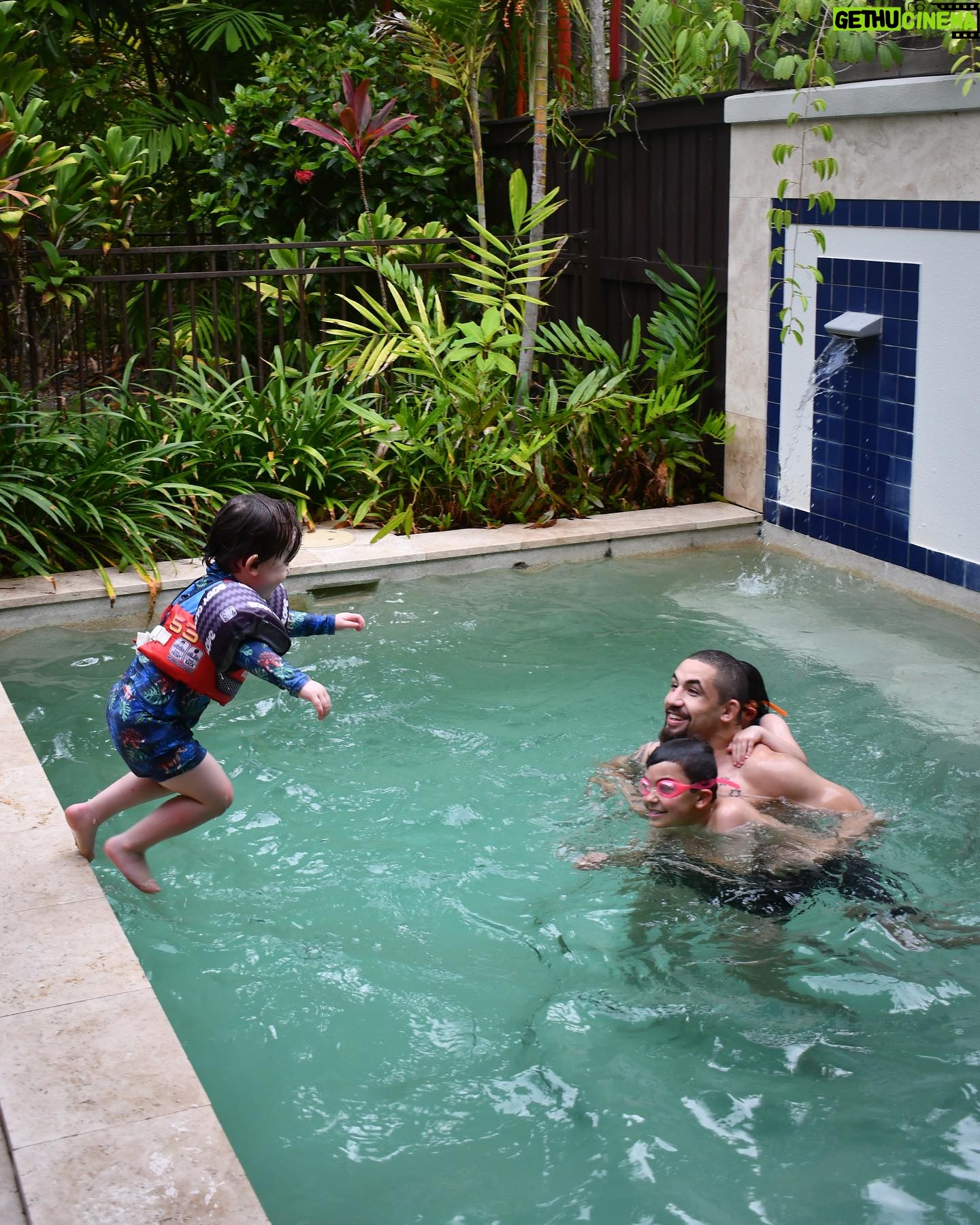 Robert Whittaker - 13.9K Likes - Was able to switch gears the last week and spend some time with the family before coming home and preparing for war 👊🏽Big thanks to the @pullmanportdouglas for having us. We had an amazing time and can’t wait to do it again. #pullmanportdouglas