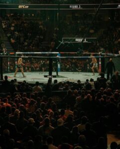 Actor Robert Whittaker HD Instagram Photos and Wallpapers April 2024