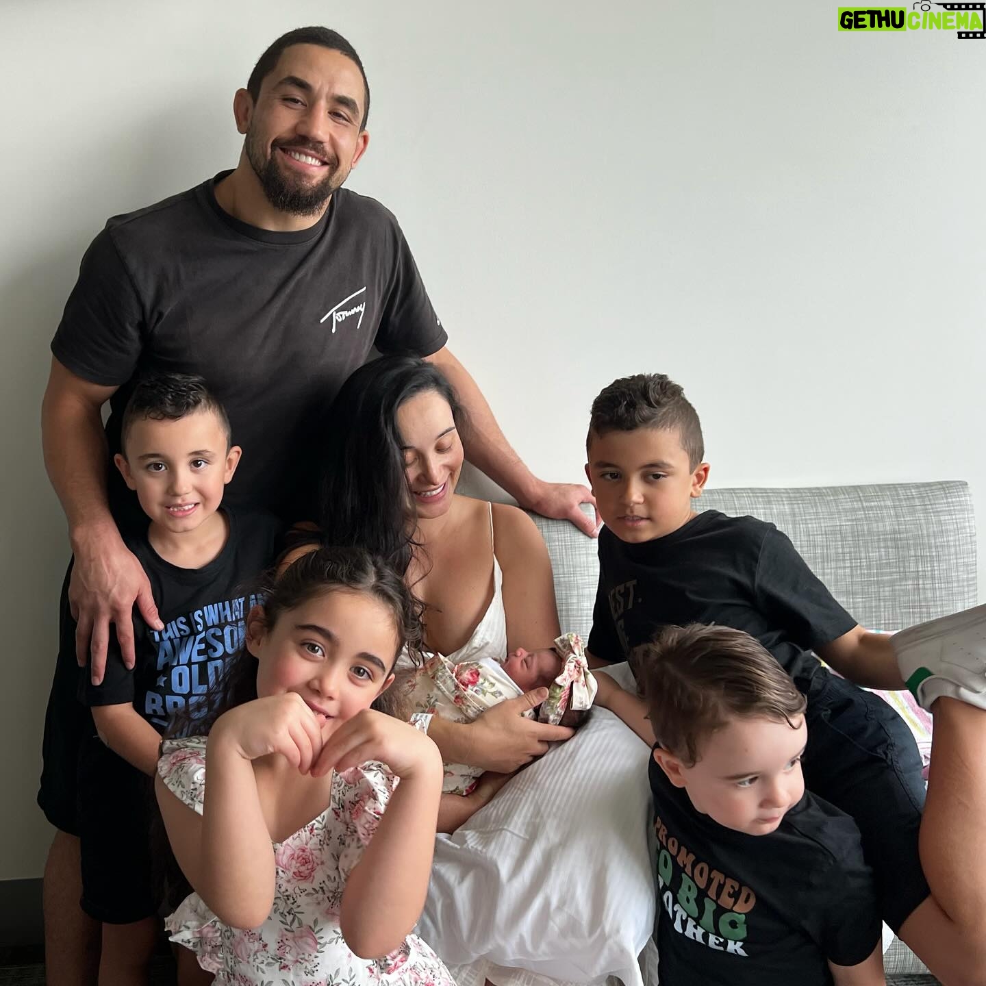Robert Whittaker - 33.1K Likes - Finally have my five a side. Some of them will have to play up but it will be glorious 😂 Couldn’t be prouder of my beautiful wife to give me 5 beautiful kids. Praise be to God 🙏