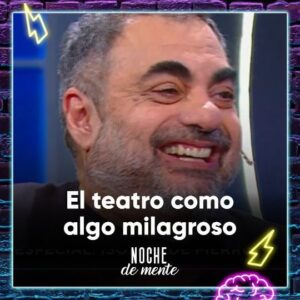 Roberto Moldavsky Instagram - ¿Qué es el teatro para vos, Roberto?

El humorista @moldavskyroberto pasó por Noche de Mente y no faltaron las risas en el estudio. 

🟢 Con la conducción estelar de @negraconte @cocosilyok y @diego.golombek a las 20:00 por http://tvpublica.com.ar #NocheDeMente