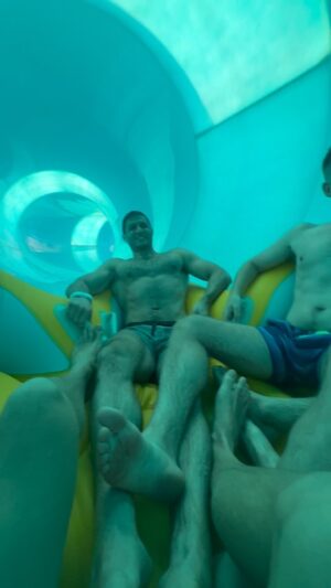 Roberto Portales Instagram - I thought we were going over the side 😝 #waterpark #waterslide #thrill #ride #fast