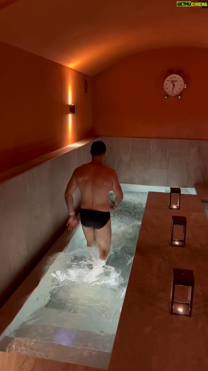 Roberto Portales - 8.8K Likes - Wellness Walk 🧖🏻 #spa #wellness #fitness #hotandcold #therapy