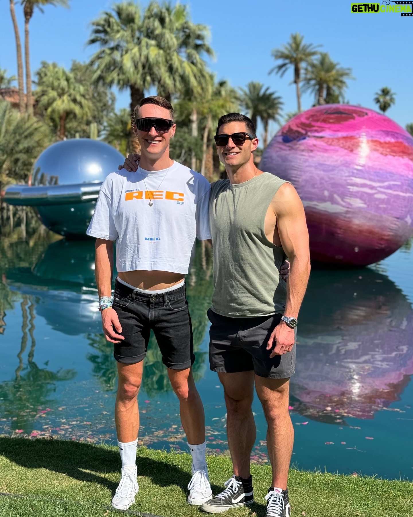 Roberto Portales - 3 Likes - Back in the desert kicking things off with @celsiusofficial again 🌵🙌🏼 #oasis #coachella #desert #kickoff #husbands