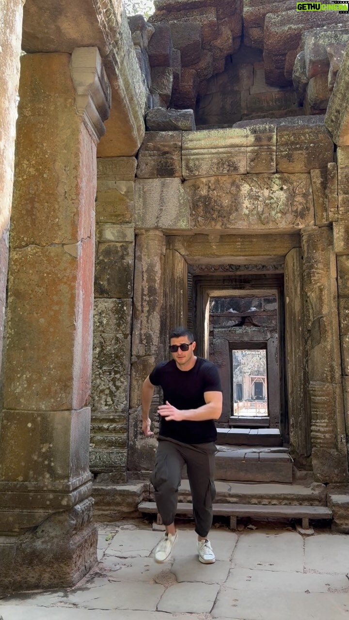 Roberto Portales - 3K Likes - Made it out alive #tombraider #temple #angkor #travel #cambodia
