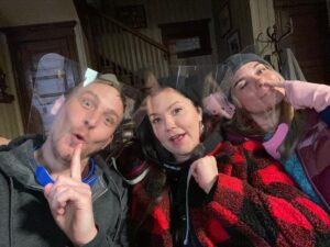 Robin Lord Taylor Instagram - Season finale of @kevincanfhimself tonight at 9/8c on @amc_tv! Catch up on @amcplus! Honored to have witnessed the magic. ❤️💖❤️