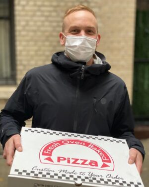 Robin Lord Taylor Instagram - This week I’m showing some love to @pizzatothepolls! Unfortunately, many people across America have to wait in lines for hours to exercise their democratic right to vote. #PizzaToThePolls keeps these good people fed while they wait! And anyone can donate! Go to the link in their bio (polls.pizza) to help! ❤️🍕❤️