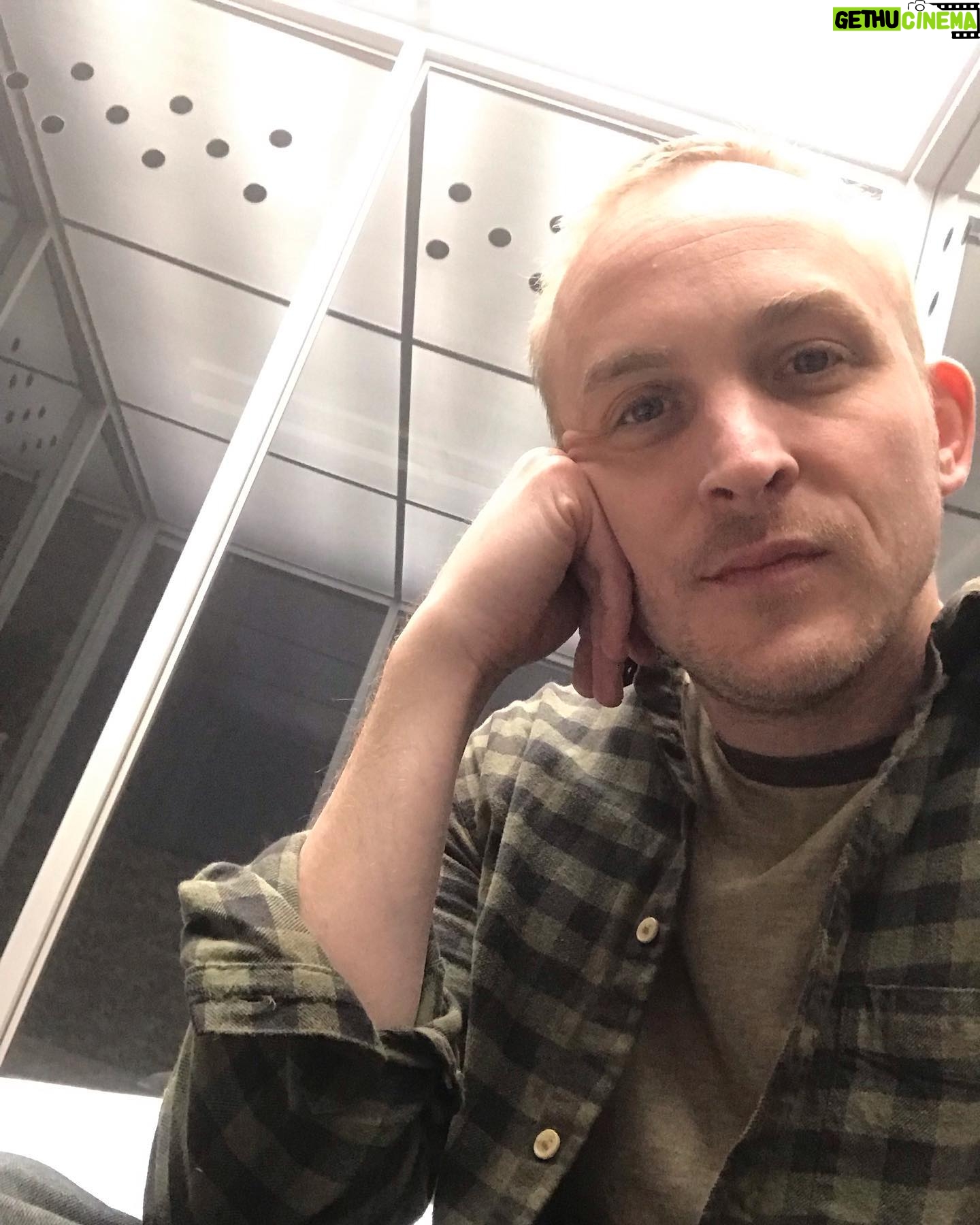 Robin Lord Taylor - 38.6K Likes - I was social-distancing all the way back in 2019. Thanks, Joe. #tbt @younetflix