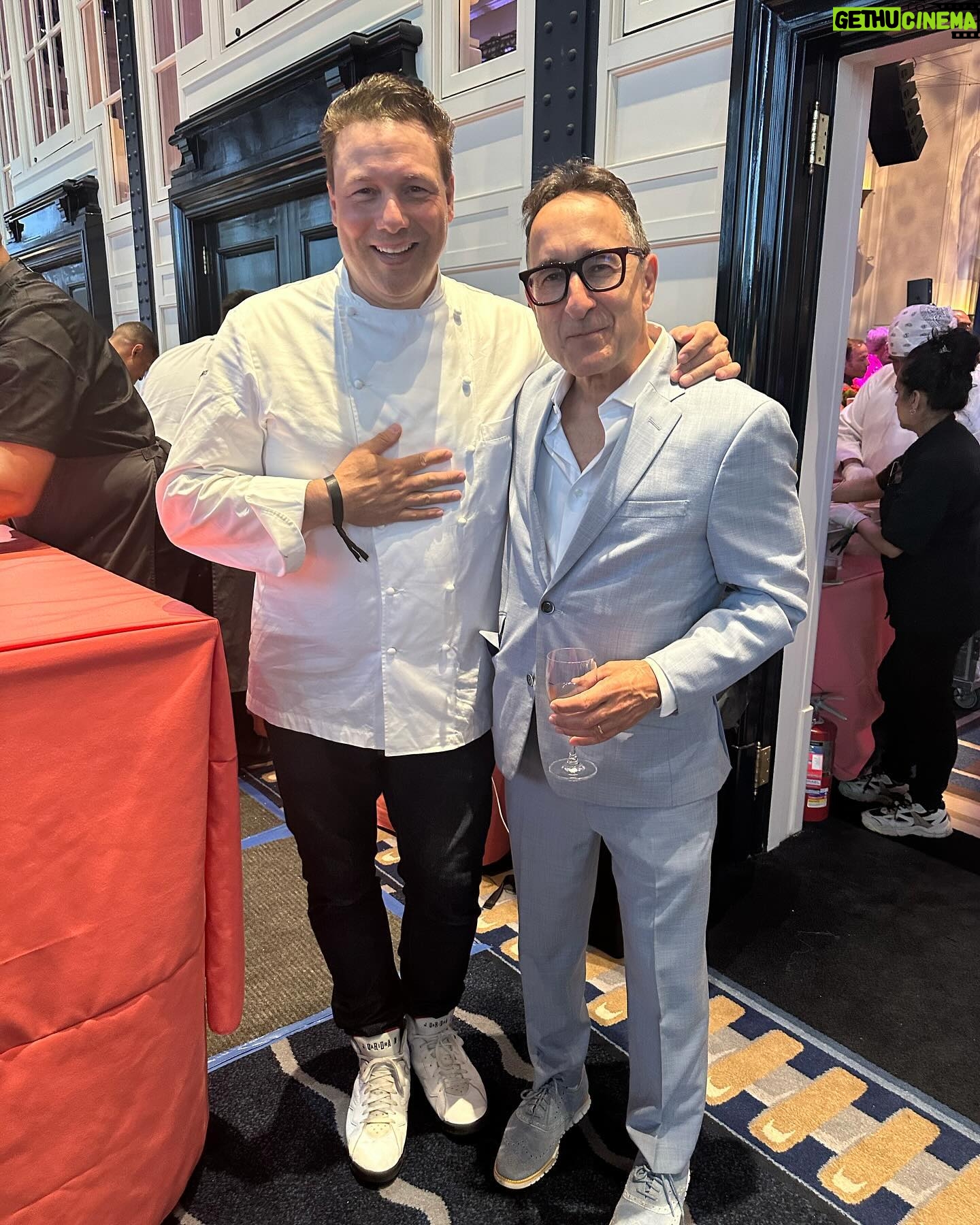 Rocco DiSpirito - 0.9K Likes - What an honor to be a part of the City Meals on Wheels benefit last week. The incredibly generous guests were part of raising almost 1 million dollars that evening. Wow! Besides the incredible guests, I was thrilled to be amongst some of the greatest restaurant people in the world. @chefjwaxman @drewnieporent @roccodispirito @scottconant @danielboulud #citymealsonwheels
