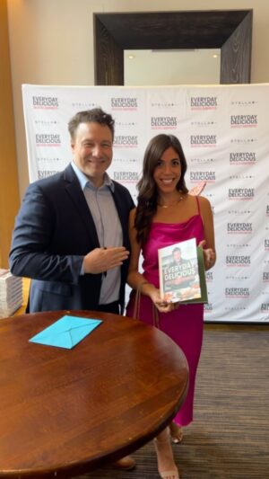 Rocco DiSpirito Instagram - I had the opportunity to attend the launch party for @roccodispirito new cookbook Everyday Delicious, and it was truly an incredible evening at @stella34macys 

This stunning cookbook has something for everyone, delivering meals ready in 30ish minutes! We sampled recipes from his new cookbook such as:

Fried Rice Balls with Mozzarella (Arancini)
Mama Nicolina’s Cavatelli with Broccoli Rabe & Sweet Sausage
100-Year Tonkatsu Sandos
Prosciutto Crudo Panino 
Centurion Pizza Shrimp Francese 
Tuna Avocado Furikake Crudo and more! 

I am truly thankful @guys_grocery_games gave us the chance to work together. I feel honored to be a part of celebrating the accomplishments of such a talented chef!

🚨 STAY TUNED FOR A GIVEAWAY WHERE YOU CAN WIN A COPY OF EVERYDAY DELICIOUS 🚨

#roccodispirito #chefroccodispirito #cookbook #everydaydelicious #launchparty #stella34 #easyrecipes #30minrecipes  #thankyouchef
