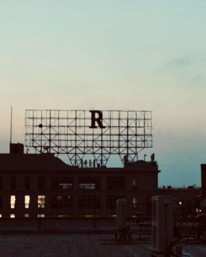 Rochelle Redfield Instagram - Empire state of mind 🍎❤️ Red Hook , Tribeca and the other RedHook.