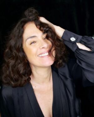 Rocío Muñoz-Cobo Instagram - Que ganas de contaros el rodaje en el que ando metida y los que vienen!
Venga de compañeros molones, reencuentros y un personaje bombón!

Y mucho estudio y madrugones también... 

Lo haré pronto, prometido!!
