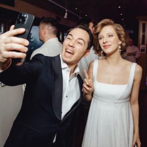 Rodion Gazmanov Instagram - На открытиии фестиваля КиноРепортер встретились с прекрасной @liza_arzamasova! К сожалению, видимся очень редко, но каждая наша встреча — просто праздник!))

#родионгазманов #арзамасова #кинорепортер #фестиваль