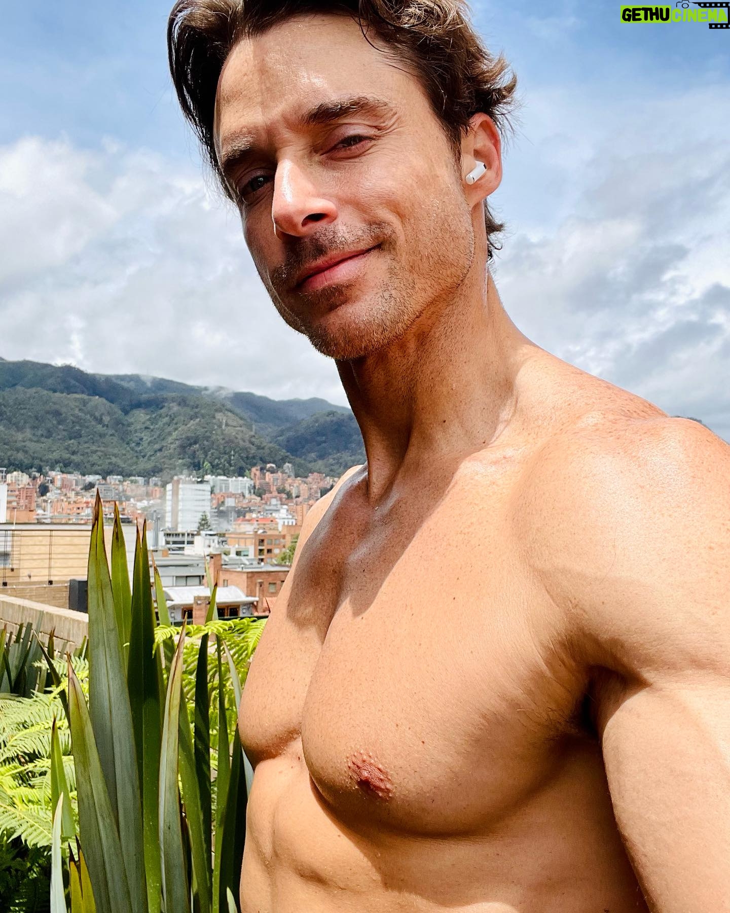 Rodolfo Salas - 89.1K Likes - Extraño a Miguel🥹, ustedes?
.
.
.
P E R F I L F A L S O
@netflix @netflixlat @netflixcolombia
#tbt