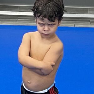 Rodolfo Vieira Instagram - Não podia ter começado o ano melhor, terminei e iniciei treinando Jiu jitsu com o @salencojj  @ben.icioo também treinou um pouco hoje! . Quero desejar um maravilhoso 2023, que esse ano seja repleto de conquistas e muita saúde para todos vocês! Obs: Benícinho meteu a cruzada de braço igual a do mestre @ricksongraciejj 🙏🏼🙌🏽😂