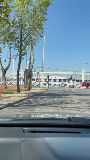 Rodrigo Sepúlveda Instagram - Se los comenté ayer en ALERTA. Así está hoy. Esto se debe arreglar ya! Es la calle Campos de Deportes la que te lleva a ver la majestuosidad de nuestro Estadio Nacional. Seremos los ojos del mundo en los próximos Panamericanos . En estos detalles también se ve el respeto a la comunidad y a todos los extranjeros que vendrán a conocer Chile 🇨🇱.
#Sepu