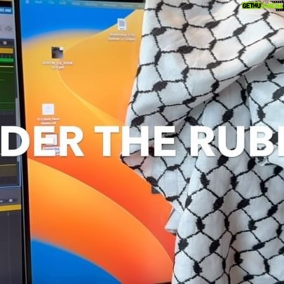 Roger Waters - 31.6K Likes - UNDER THE RUBBLE Love R.