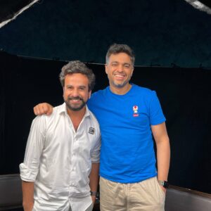 Rohan Joshi Instagram - @vaibhavmunjal25 is a dangerous man. You sit down for a chat with him and before you know it it’s been three hours and both of you have a million new things to watch and read. Thank you for an afternoon of my favourite activity; pop culture trading.
