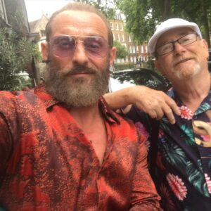 Roland Møller Instagram - Had the honor to meet one half of @pete_and_bas 
I’ll b the fanboy up in the front at their next concerts 👊🏼🤨💪🏼😎👊🏼😘
Listen up and study this kids, these cool geezers have cracked the rap code. 
#respect

#intoku
#affectionate 
#imprivileged 
#danishviking 
#citadelseries 
#stilldontgivea🖕🏼- but I do care alot. 
#eleutheromania 
#menfromthenorth 
#scandinavianvillain 
#weaponizeyourprivilege 
#notyourordinarygentlemen
#citadel