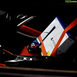 Romain Monti Instagram - 🚀 !! CONCOURS !! 🚀

Tente ta chance pour remporter une 
PS5   Gran Turismo 7 !

Valeur totale de 600€ ❤️‍🔥

Pour participer, c’est simple :

1. Abonne-toi à @bhgroupefrance et @romainmonti 
2. Aime cette publication
3. Tague deux ami(e)s

✨ Bonus : partage le concours en story pour doubler tes chances ! ✨

📅 Tirage au sort le mercredi 17 juillet 🍀

⚠️ Attention aux faux comptes, soyez vigilants !

#concours #giveaway #PS5 #granturismo7 #gaming #gamer #jeuxvideo #BHgroupeFrance #Romainmonti #chance #tirageausort #concoursinstagram #collaborationcommerciale