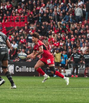 Romain Ntamack Instagram - Great to be back in Champions Cup 🔴